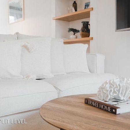 Porta Azzurra Apartments ロヴィニ エクステリア 写真