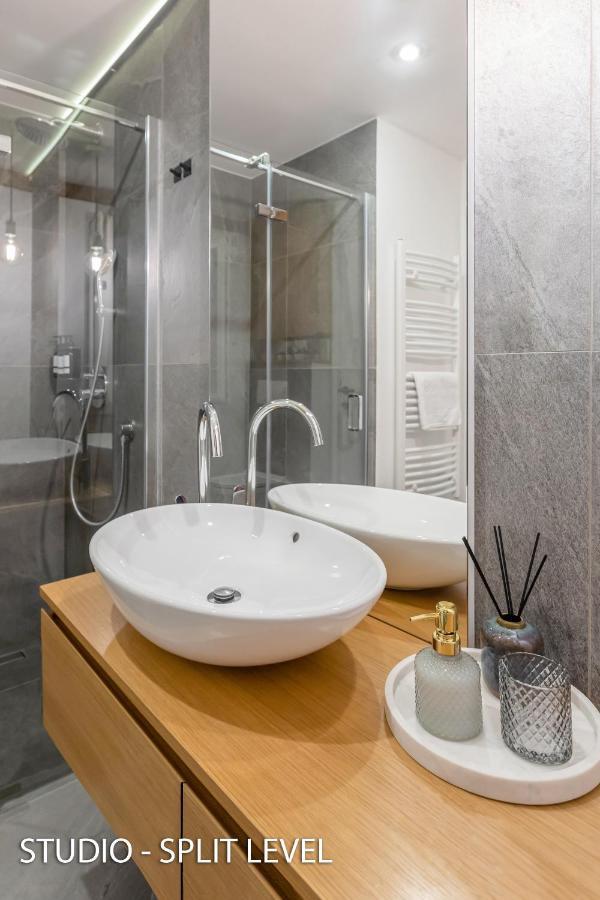Porta Azzurra Apartments ロヴィニ エクステリア 写真