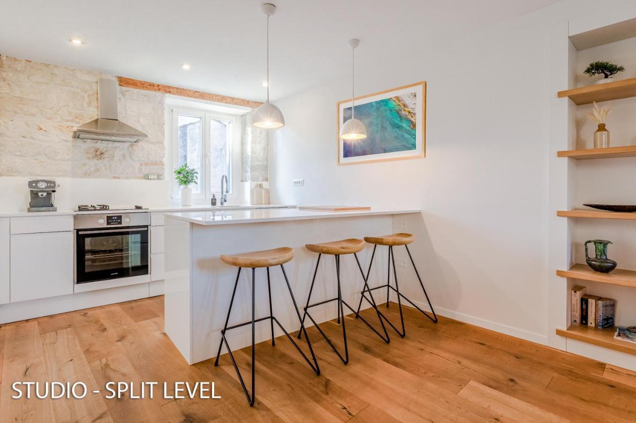 Porta Azzurra Apartments ロヴィニ エクステリア 写真