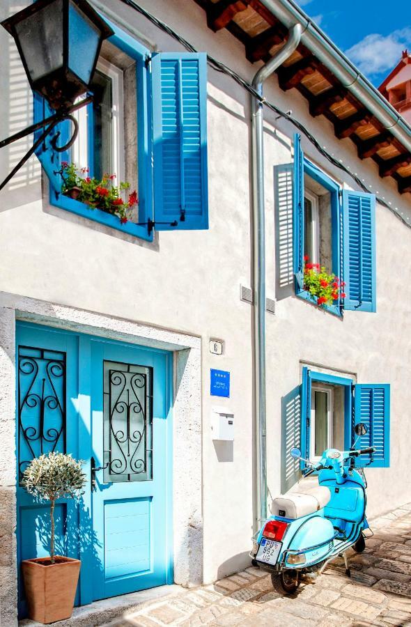 Porta Azzurra Apartments ロヴィニ エクステリア 写真